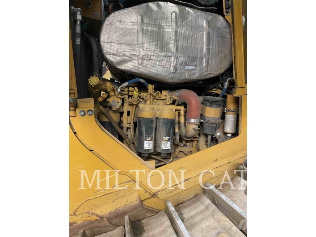 CAT D6 LGP Dozers - Tratores rastos