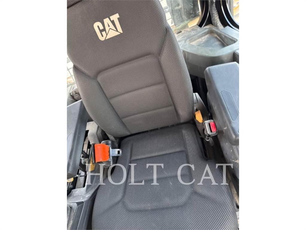 CAT D6 VP Dozers - Tratores rastos