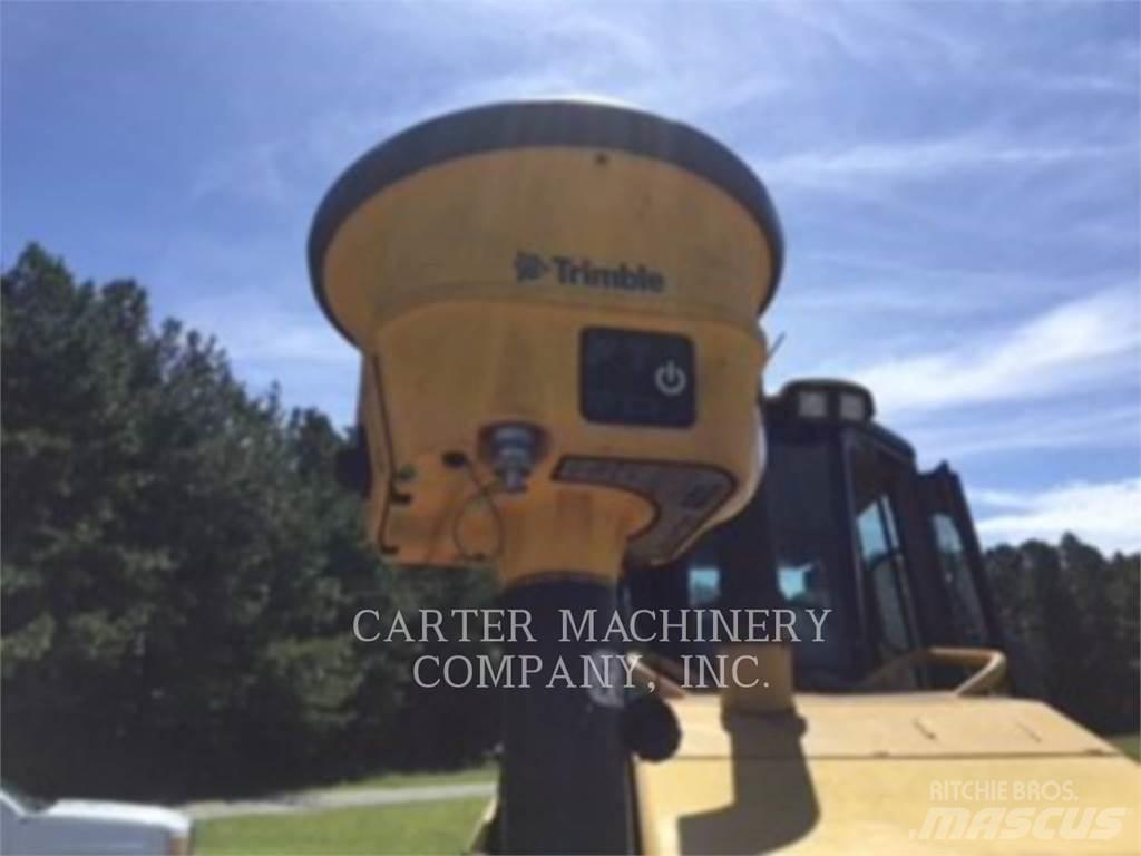 CAT D6K LGP Dozers - Tratores rastos