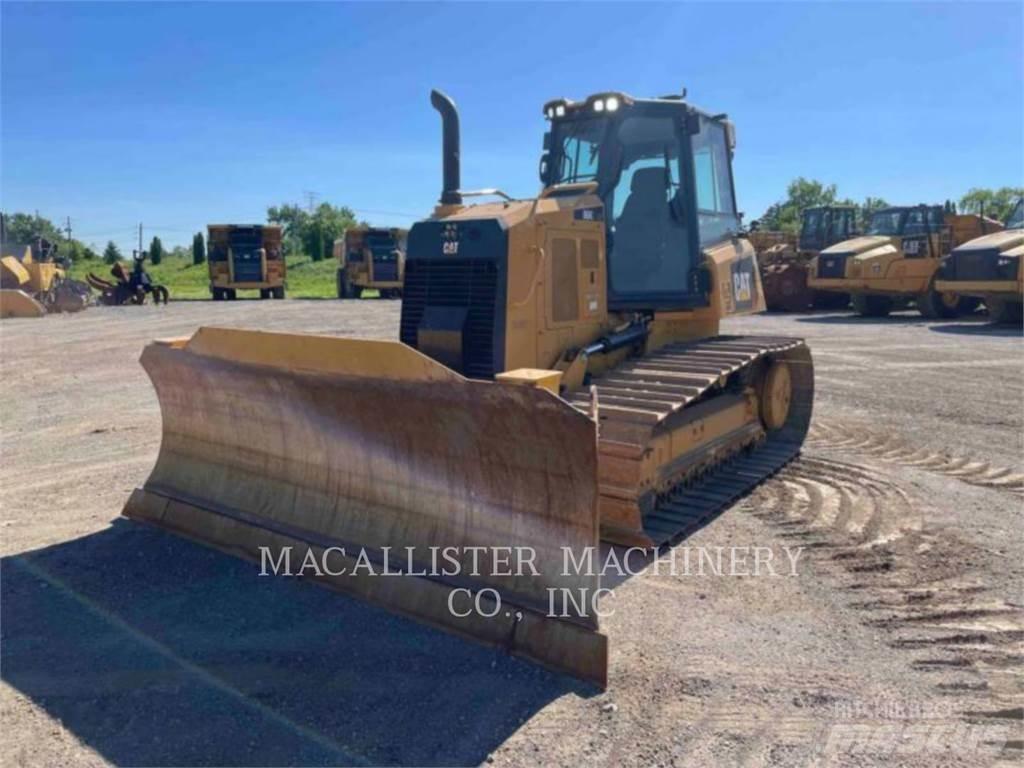 CAT D6K2 LGP Dozers - Tratores rastos