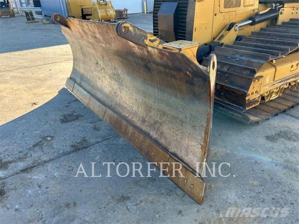 CAT D6K2 LGP Dozers - Tratores rastos