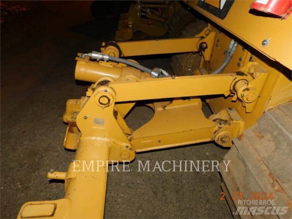 CAT D6K2 TR Dozers - Tratores rastos