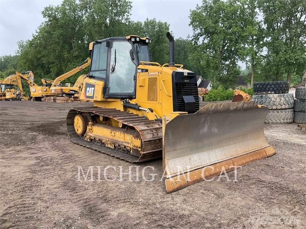 CAT D6K2L AZ24F Dozers - Tratores rastos