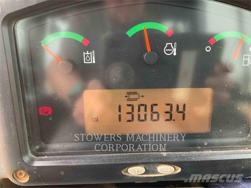 CAT D6K2LGP Pás Carregadoras de rastos