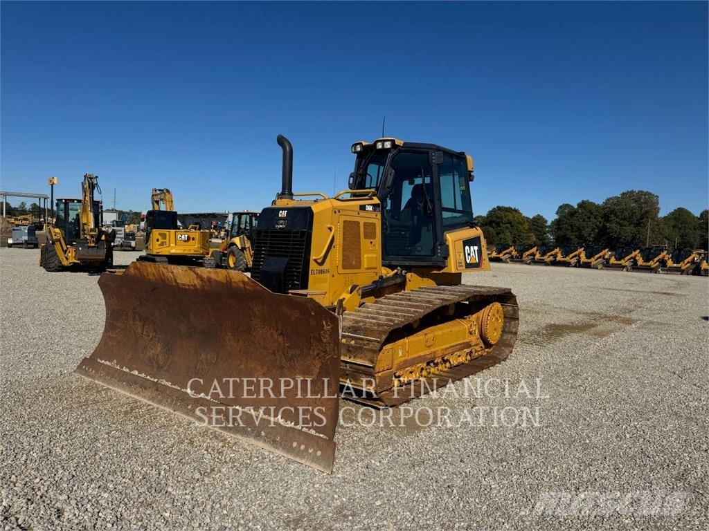 CAT D6K2LGP Dozers - Tratores rastos