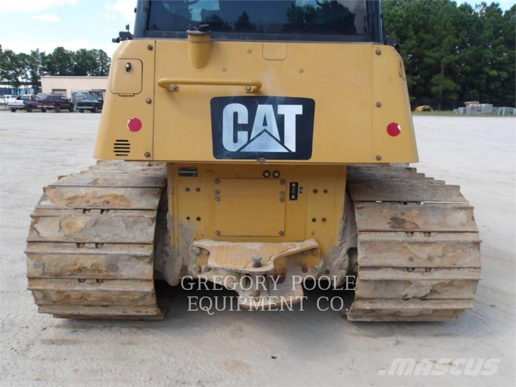 CAT D6K2LGP Dozers - Tratores rastos