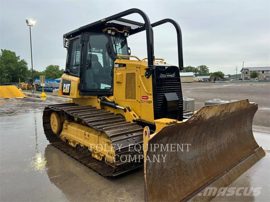 CAT D6K2LGPA Dozers - Tratores rastos