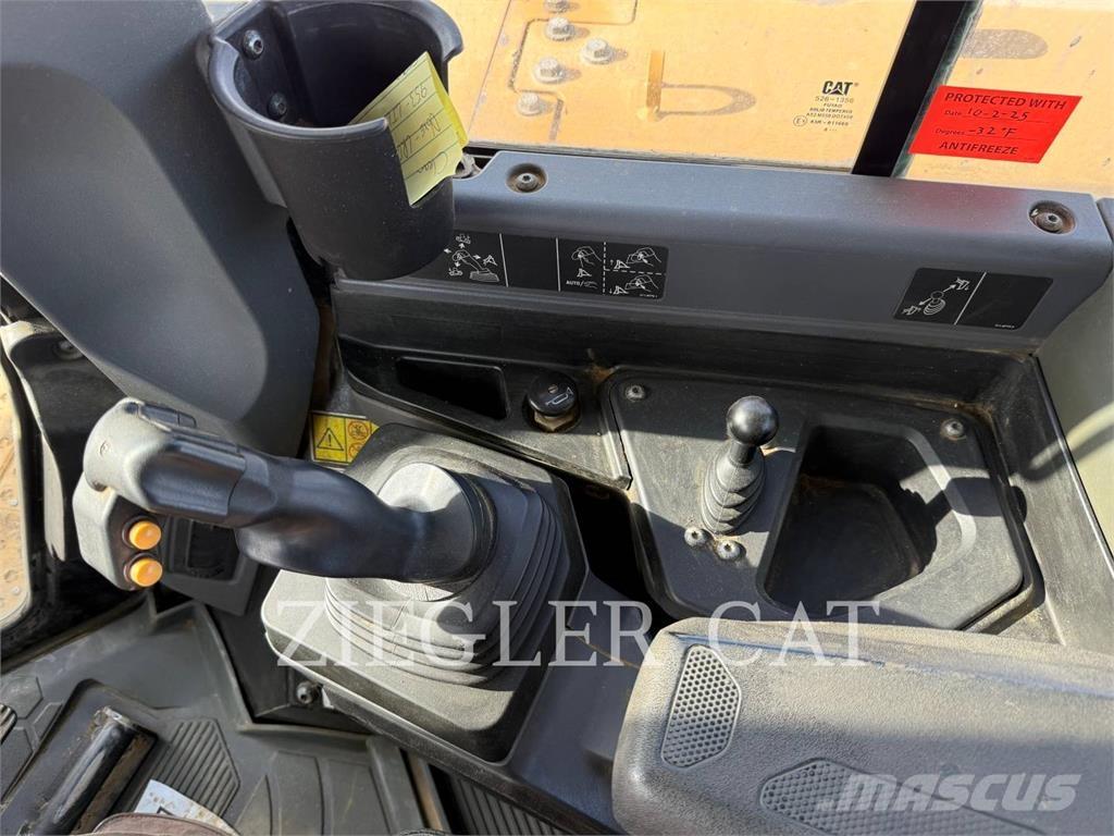 CAT D6LGP Dozers - Tratores rastos