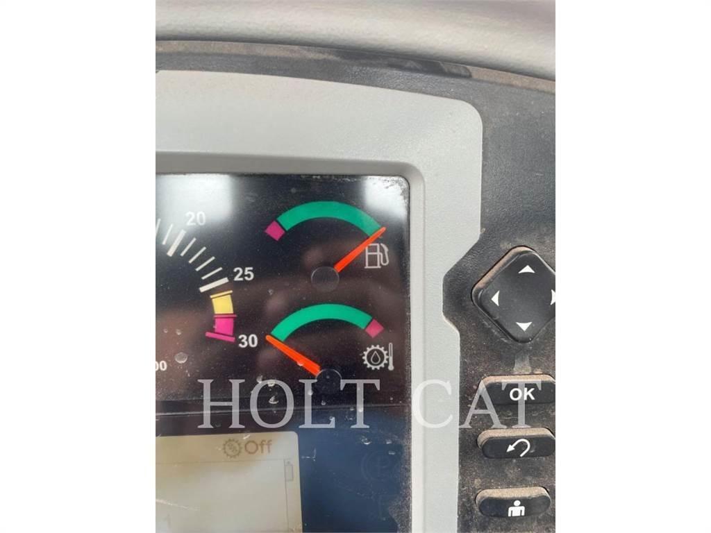 CAT D6N LAND Dozers - Tratores rastos