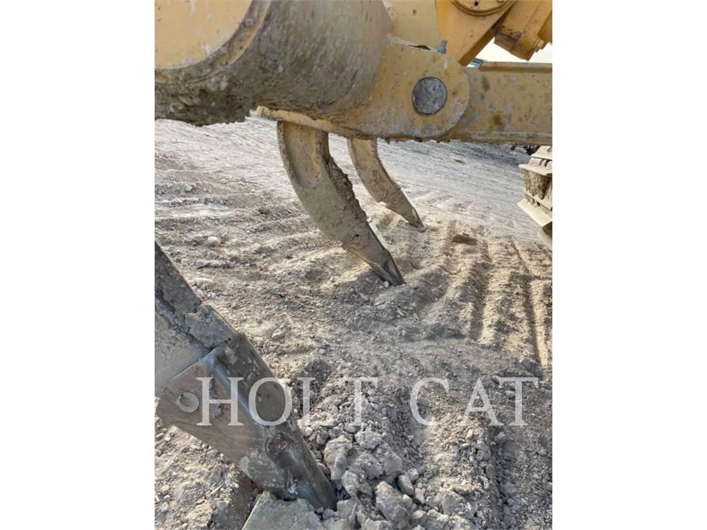 CAT D6N LGP Dozers - Tratores rastos