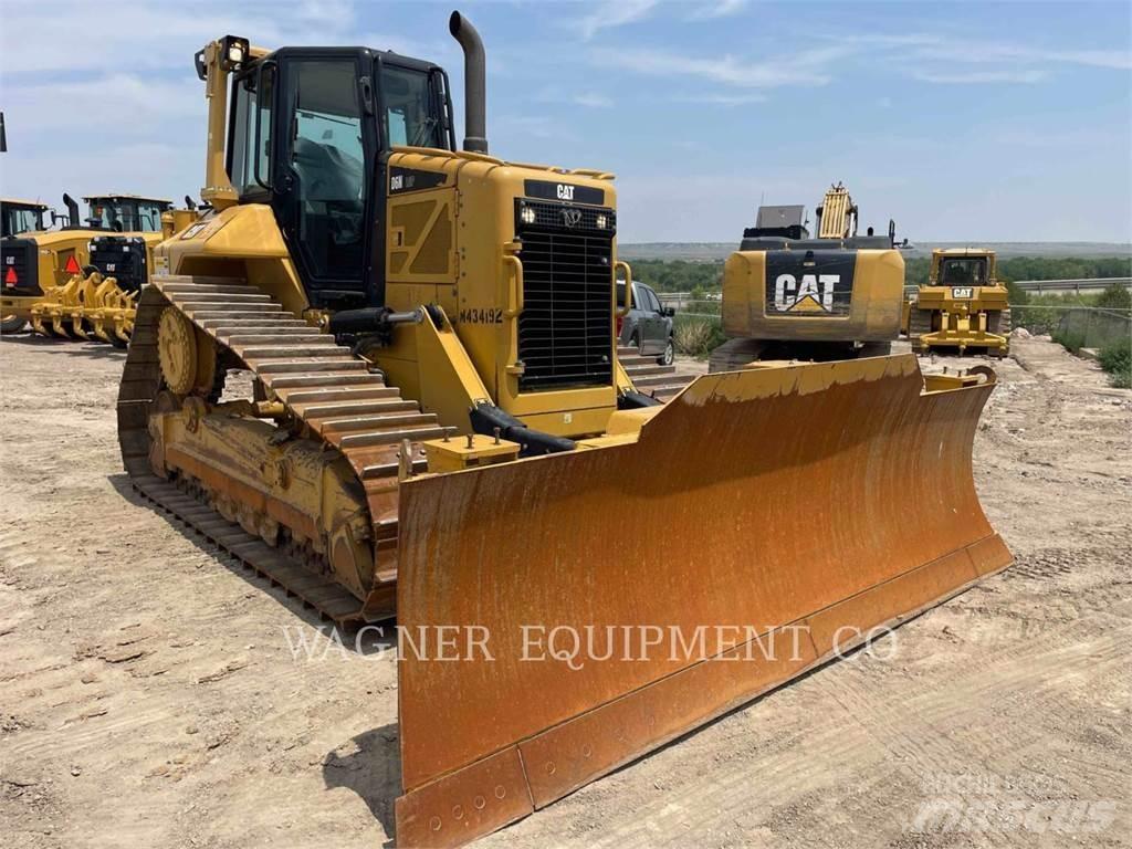 CAT D6N LGP Dozers - Tratores rastos