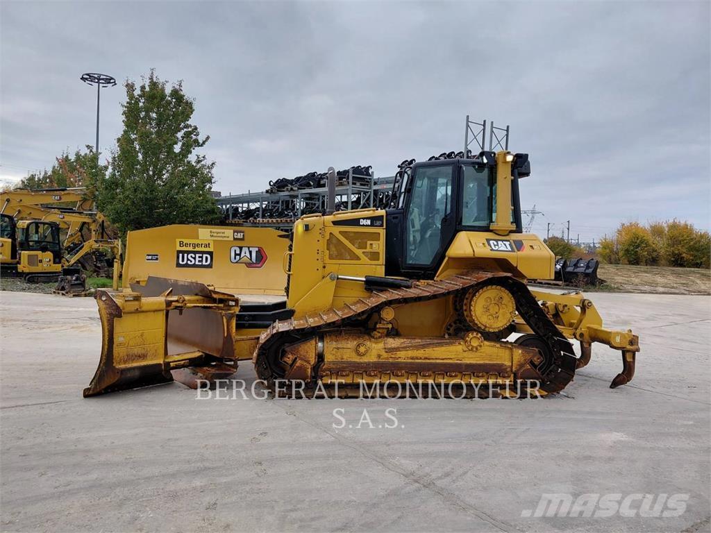 CAT D6N3B LGP Dozers - Tratores rastos