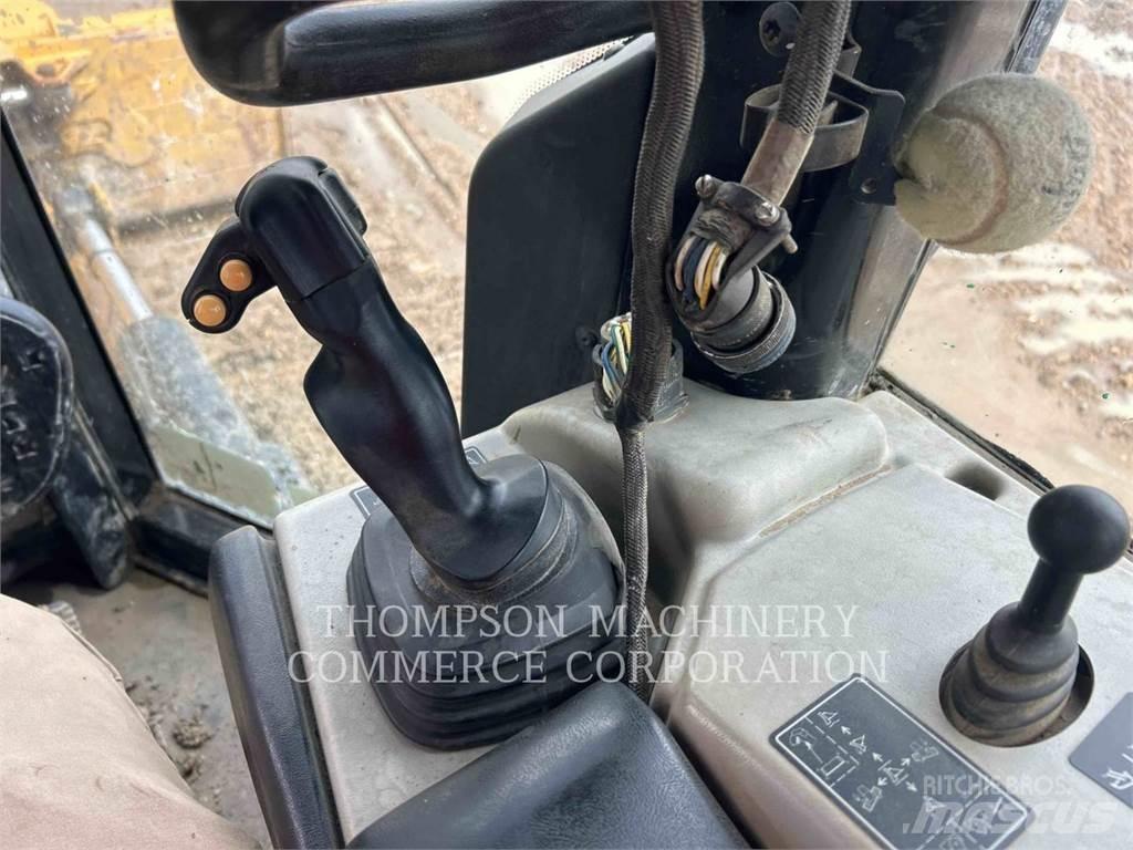 CAT D6NLGP Dozers - Tratores rastos