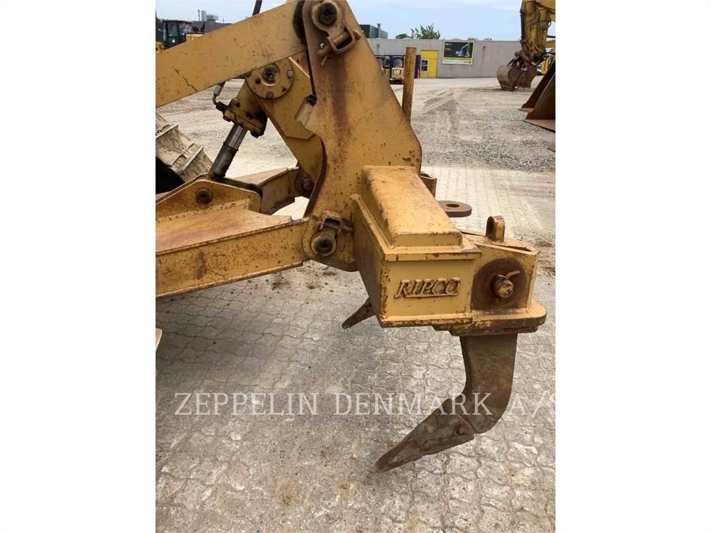 CAT D6R Dozers - Tratores rastos
