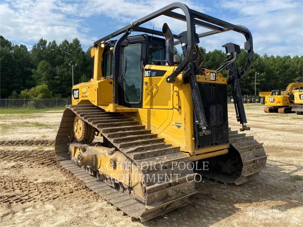 CAT D6T Dozers - Tratores rastos