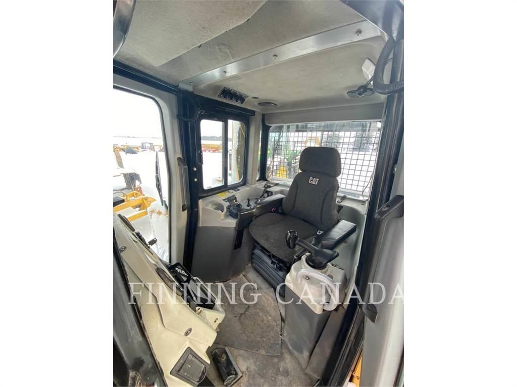 CAT D6T Dozers - Tratores rastos
