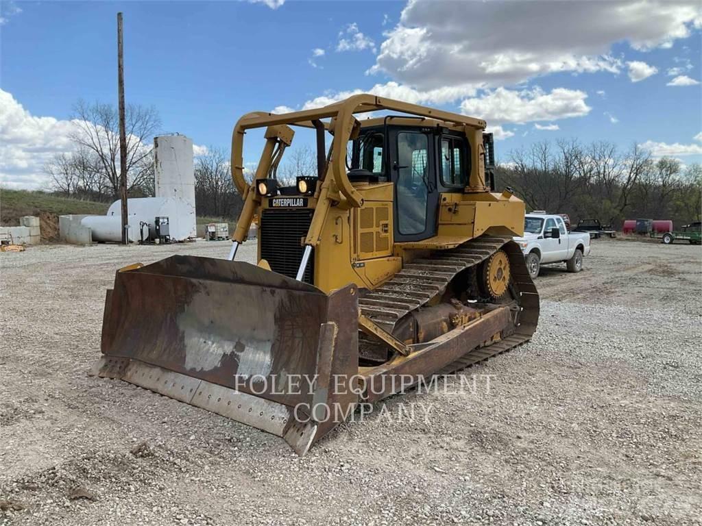 CAT D6T Dozers - Tratores rastos
