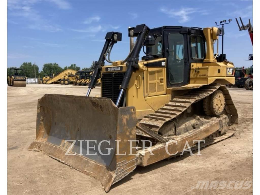 CAT D6T Dozers - Tratores rastos