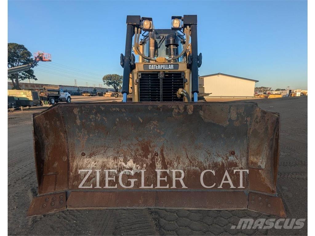 CAT D6T Dozers - Tratores rastos