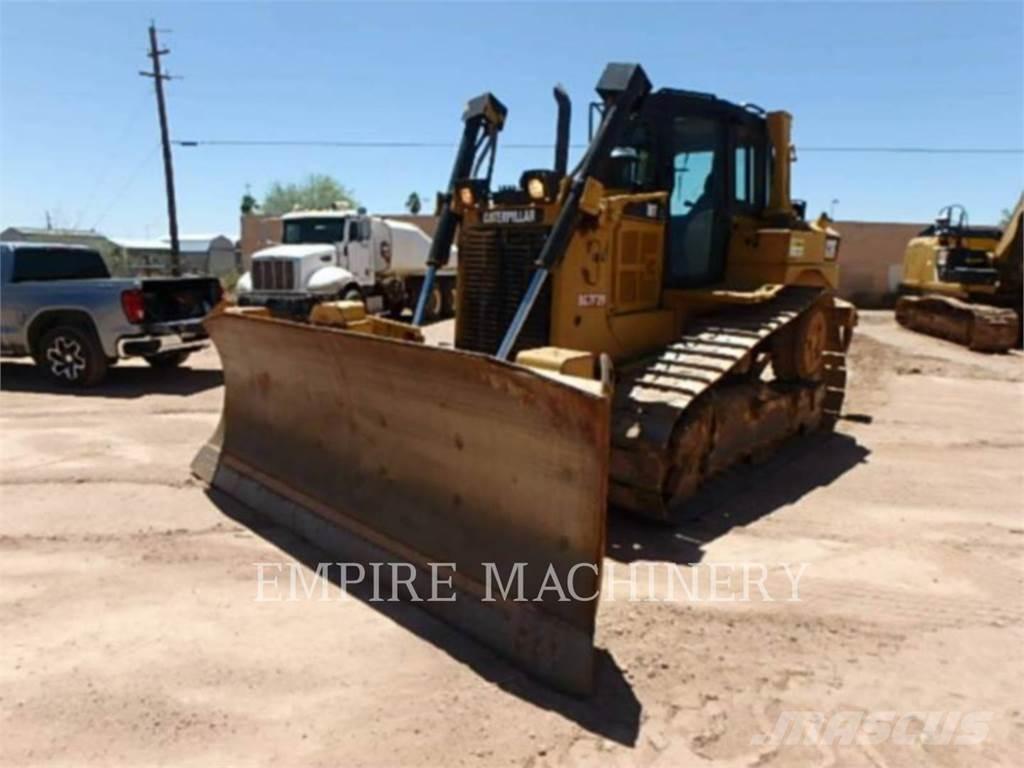 CAT D6T Dozers - Tratores rastos