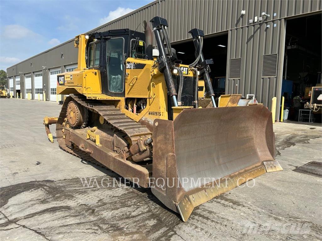 CAT D6T Dozers - Tratores rastos