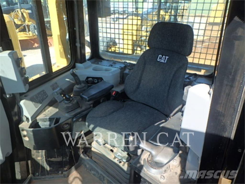 CAT D6T 4XLARO Dozers - Tratores rastos
