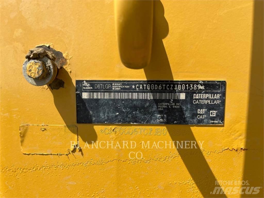 CAT D6T LGP Dozers - Tratores rastos