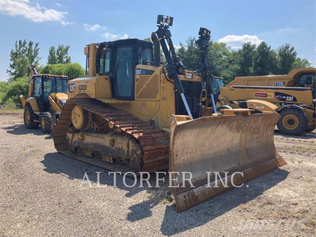 CAT D6T LGPPAT Dozers - Tratores rastos