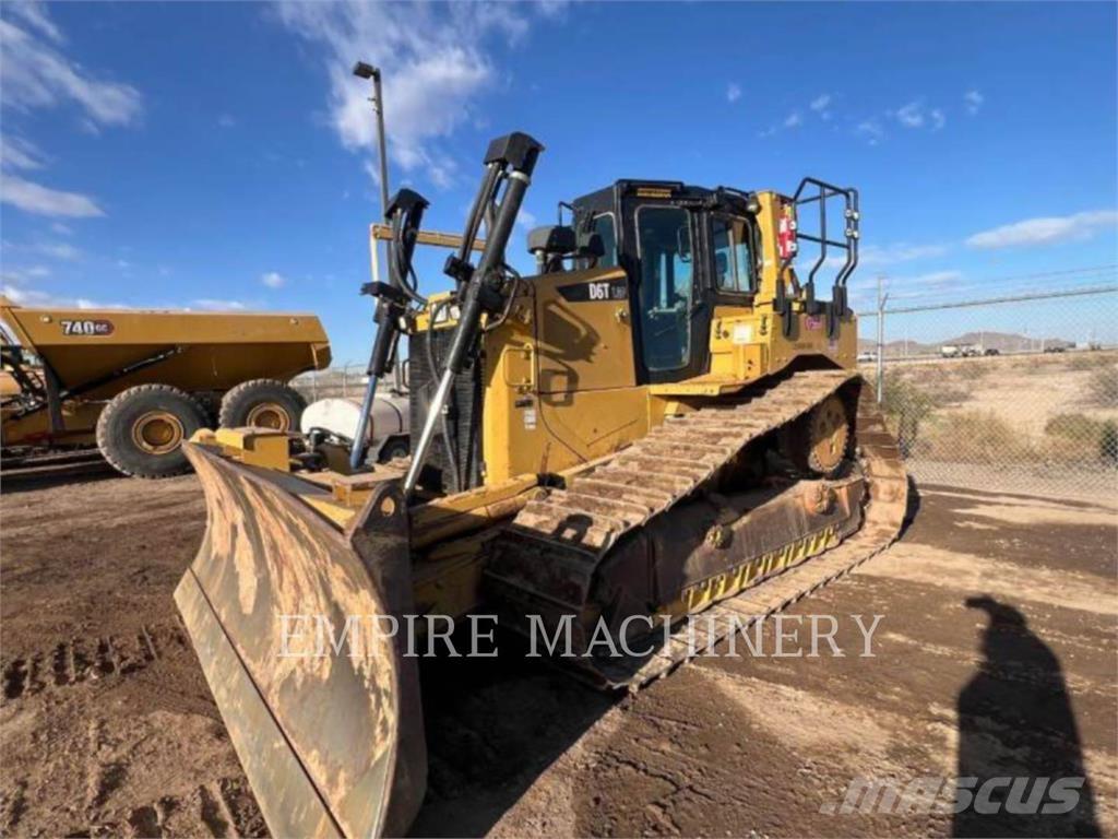 CAT D6T LGPPAT Dozers - Tratores rastos