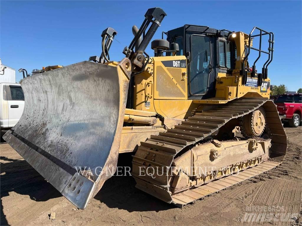 CAT D6T LGPVPT Dozers - Tratores rastos