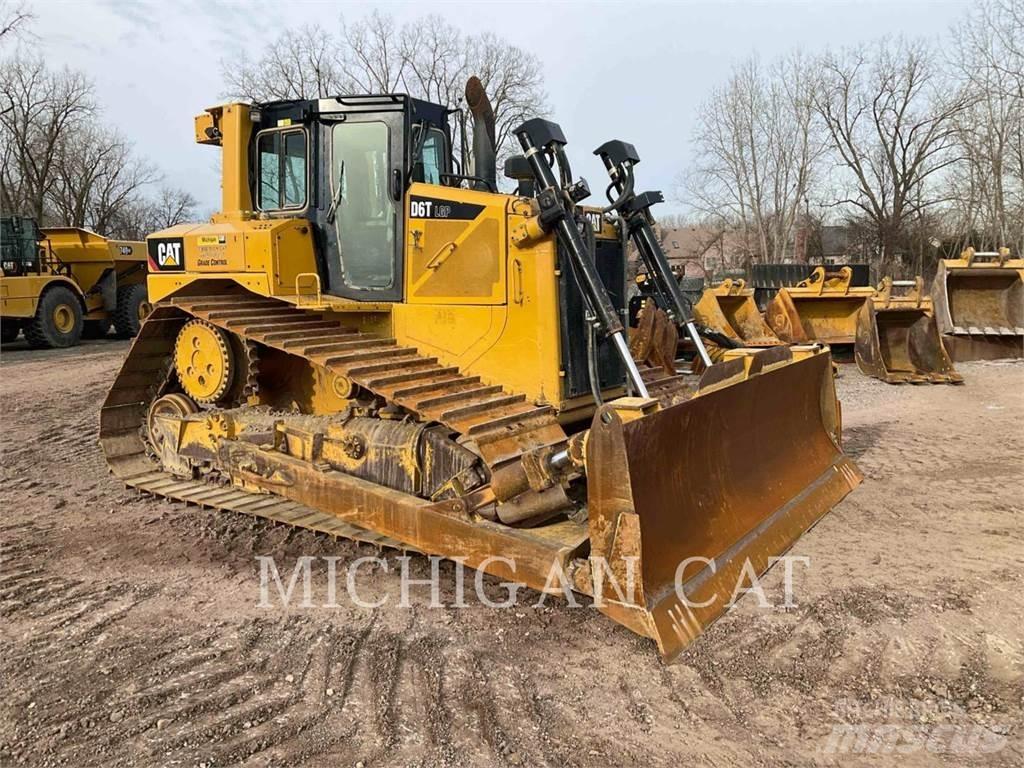 CAT D6TL AHZ24F Dozers - Tratores rastos
