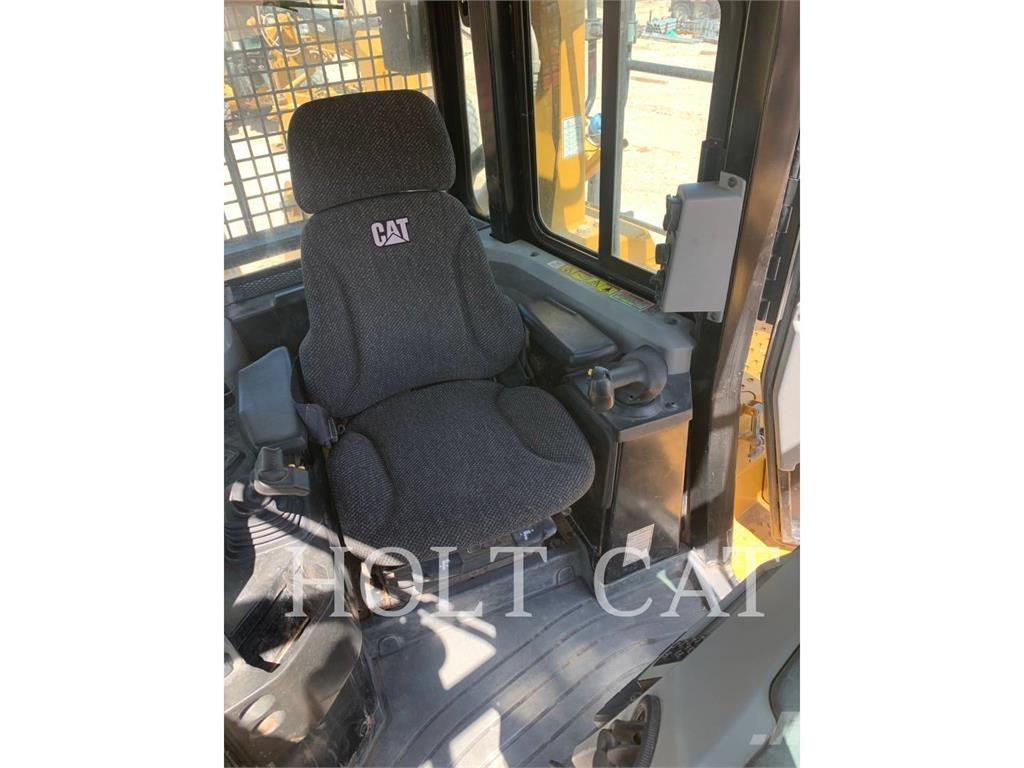 CAT D6TVP Dozers - Tratores rastos