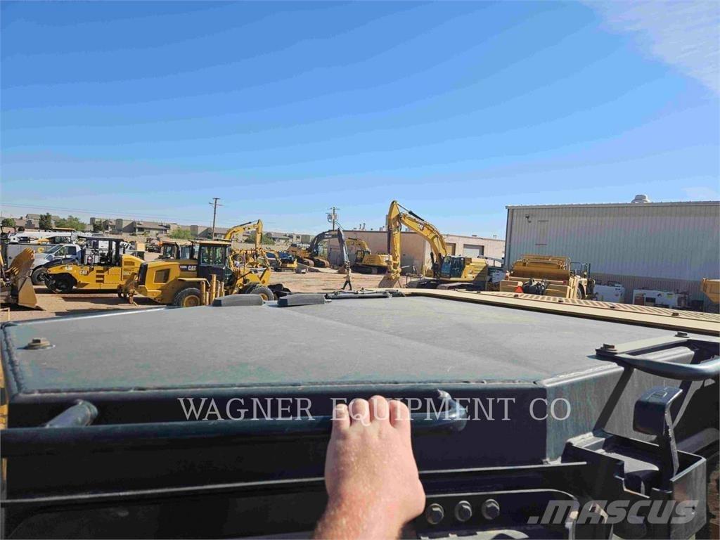 CAT D6TVP Dozers - Tratores rastos