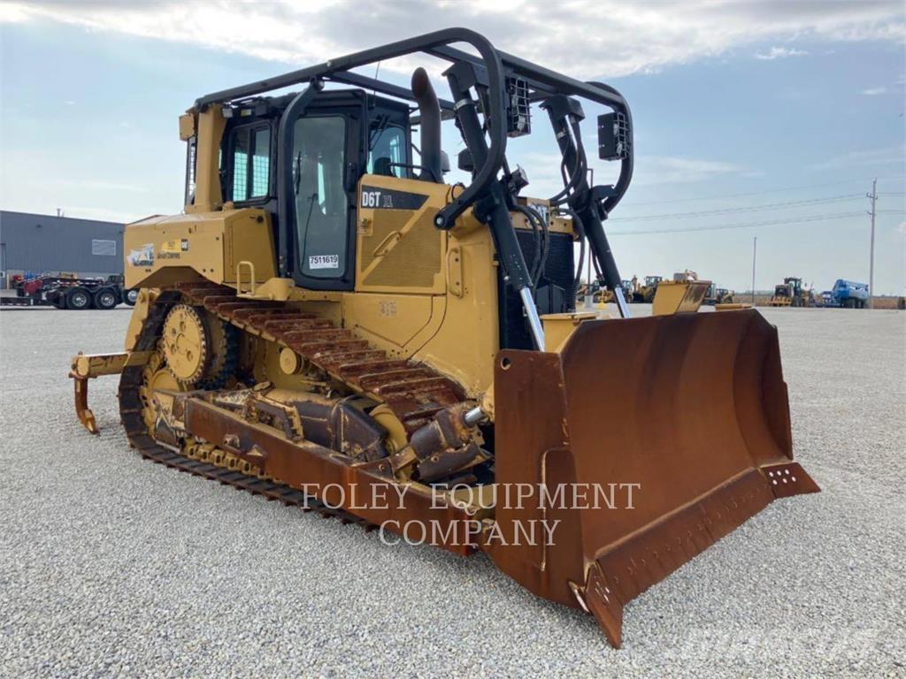 CAT D6TXLSUA Dozers - Tratores rastos