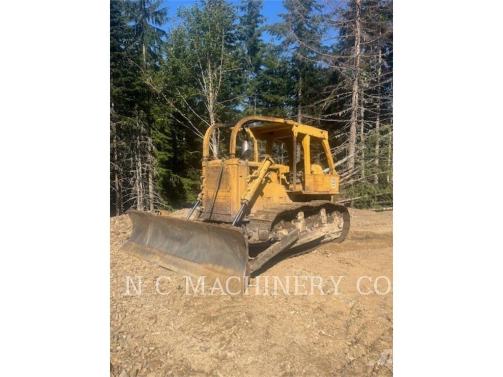 CAT D7G Dozers - Tratores rastos