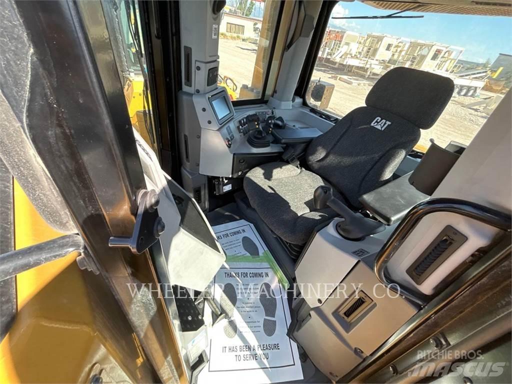 CAT D8 SU Dozers - Tratores rastos
