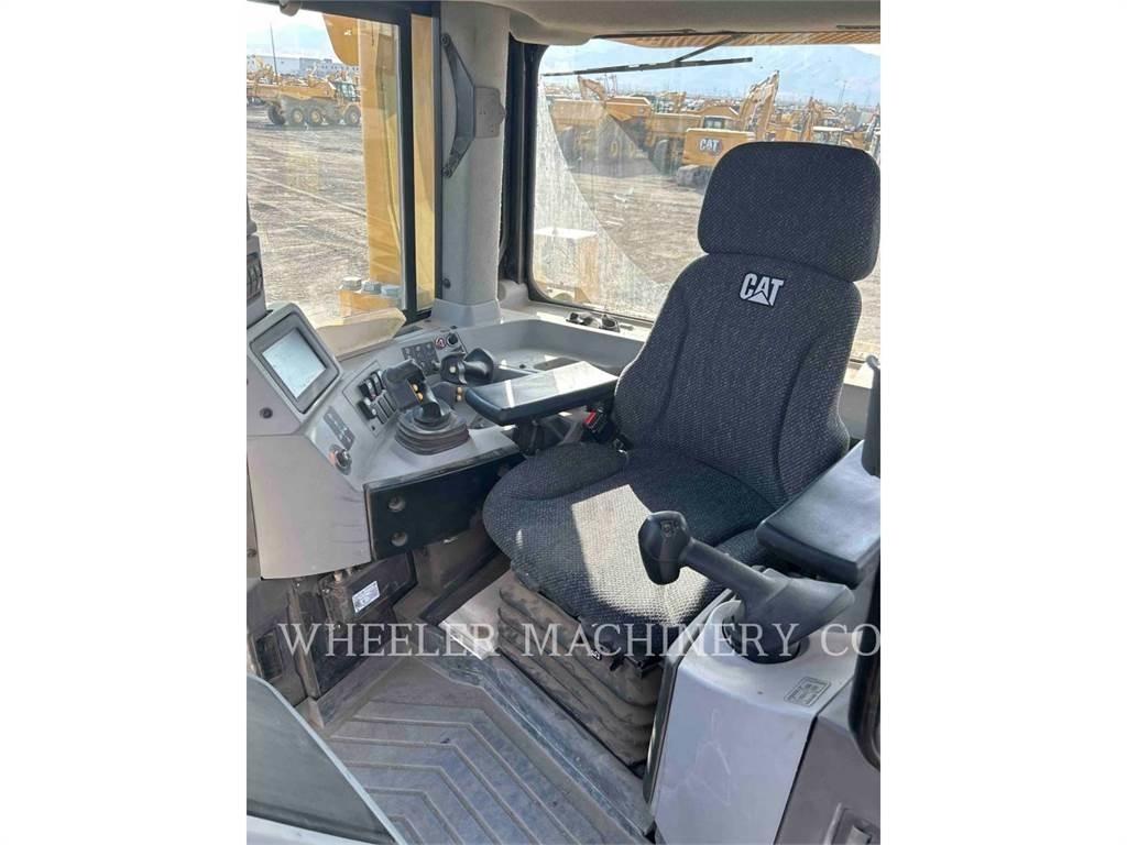 CAT D8 SU Dozers - Tratores rastos