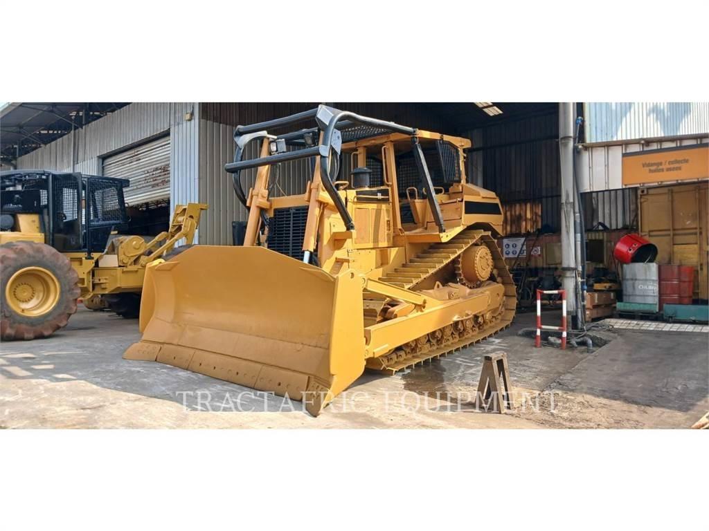 CAT D8N Dozers - Tratores rastos