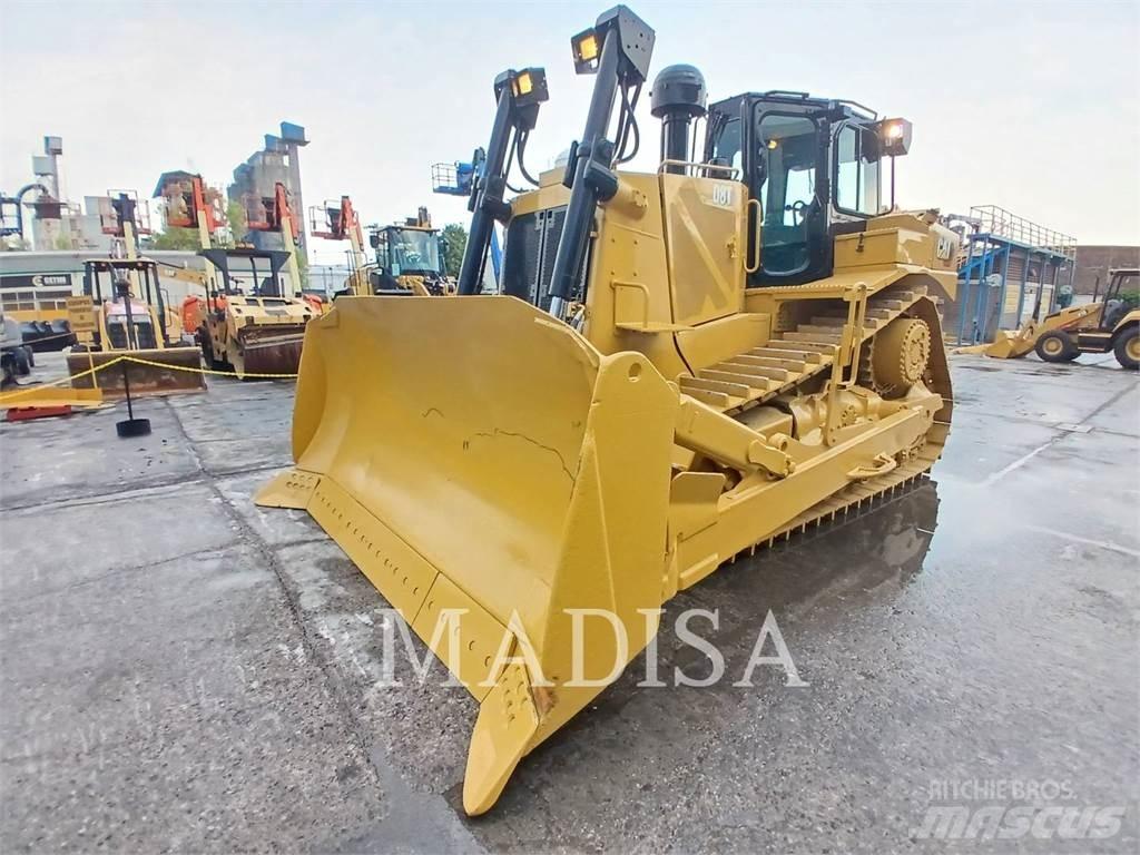 CAT D8T Dozers - Tratores rastos