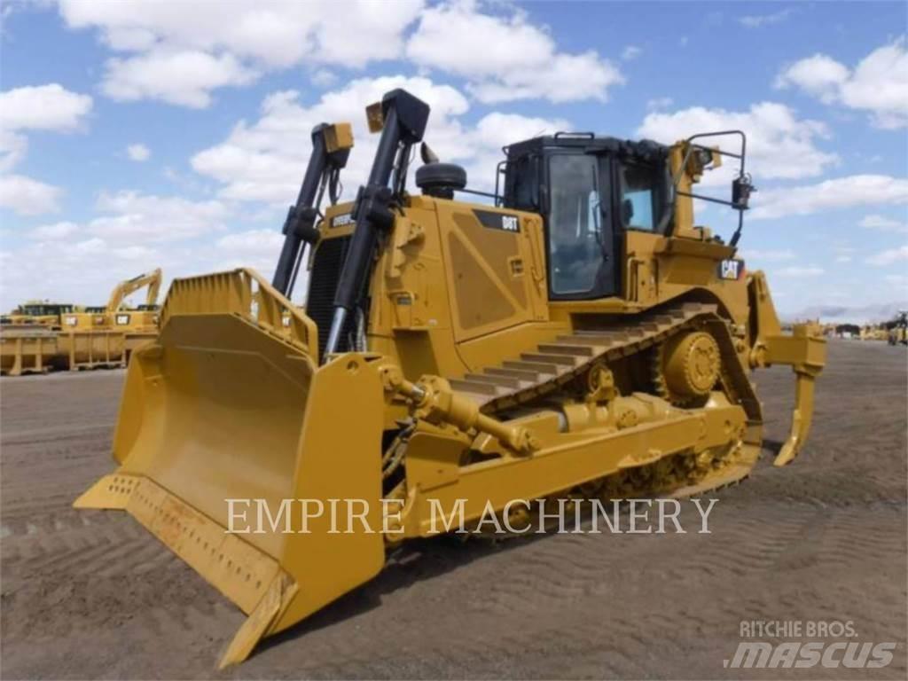 CAT D8T Dozers - Tratores rastos
