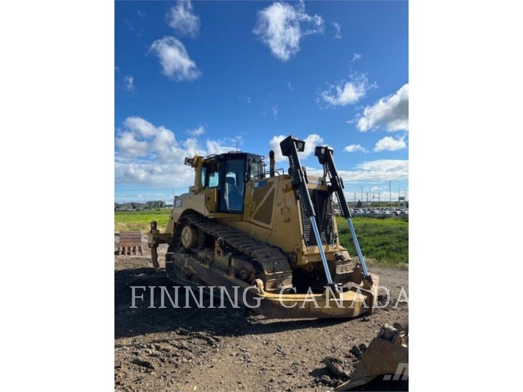 CAT D8T Dozers - Tratores rastos