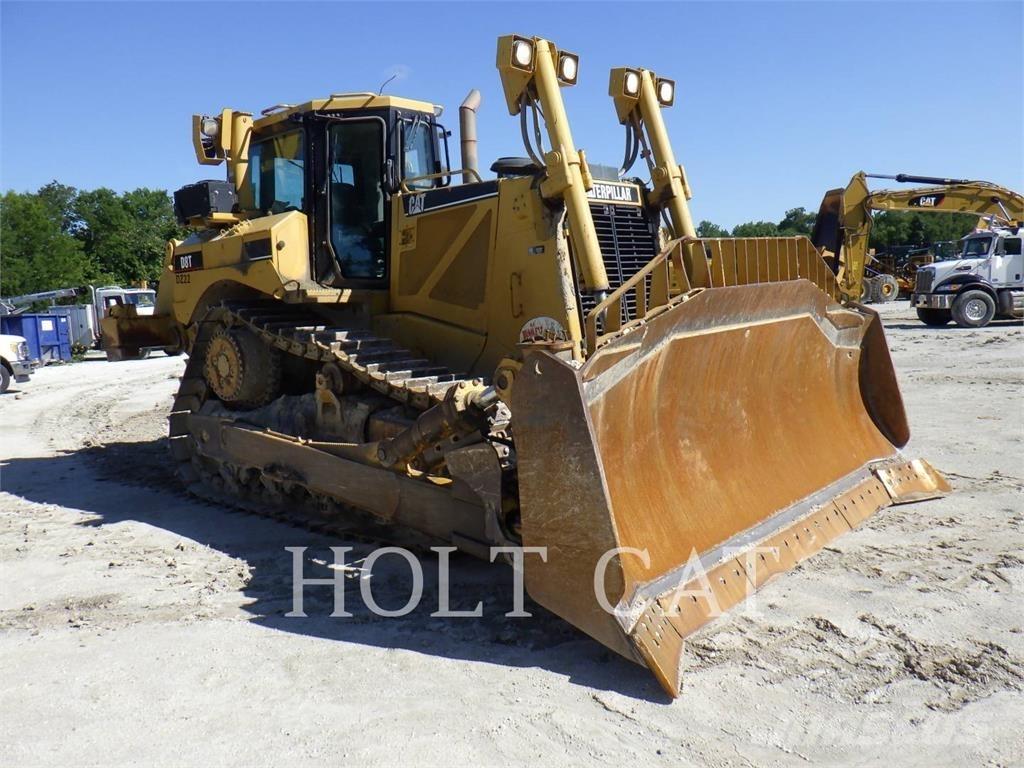 CAT D8T Dozers - Tratores rastos