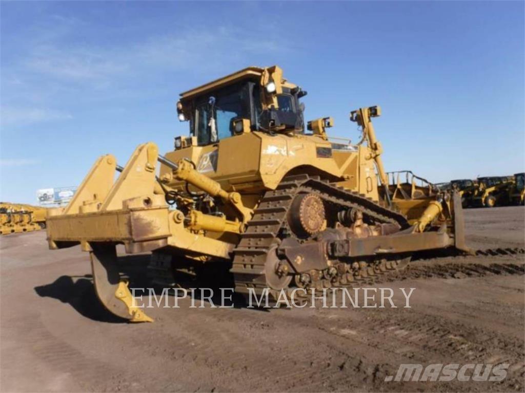 CAT D8T Dozers - Tratores rastos