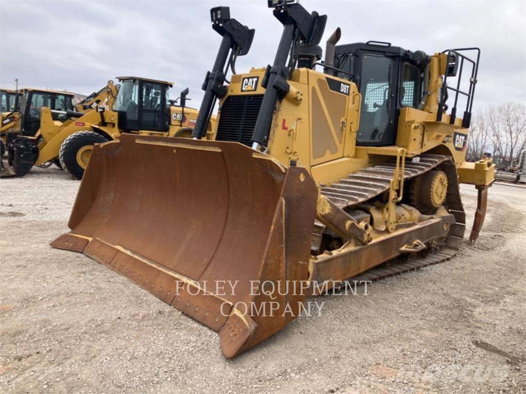 CAT D8T Dozers - Tratores rastos