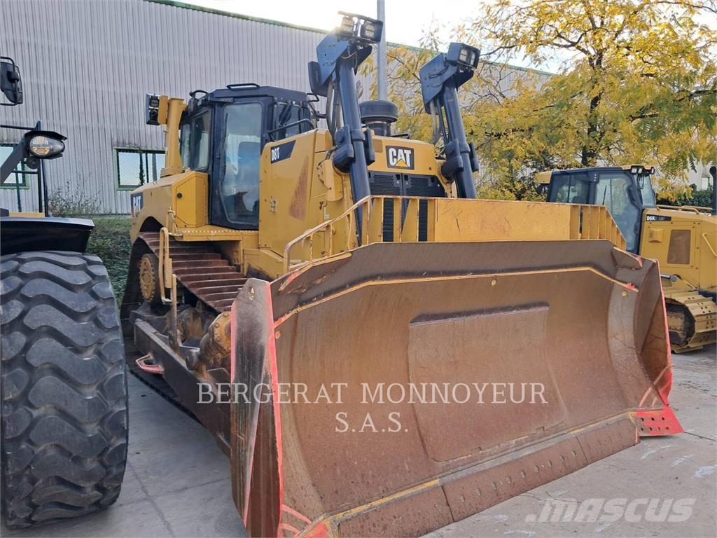 CAT D8T4F Dozers - Tratores rastos