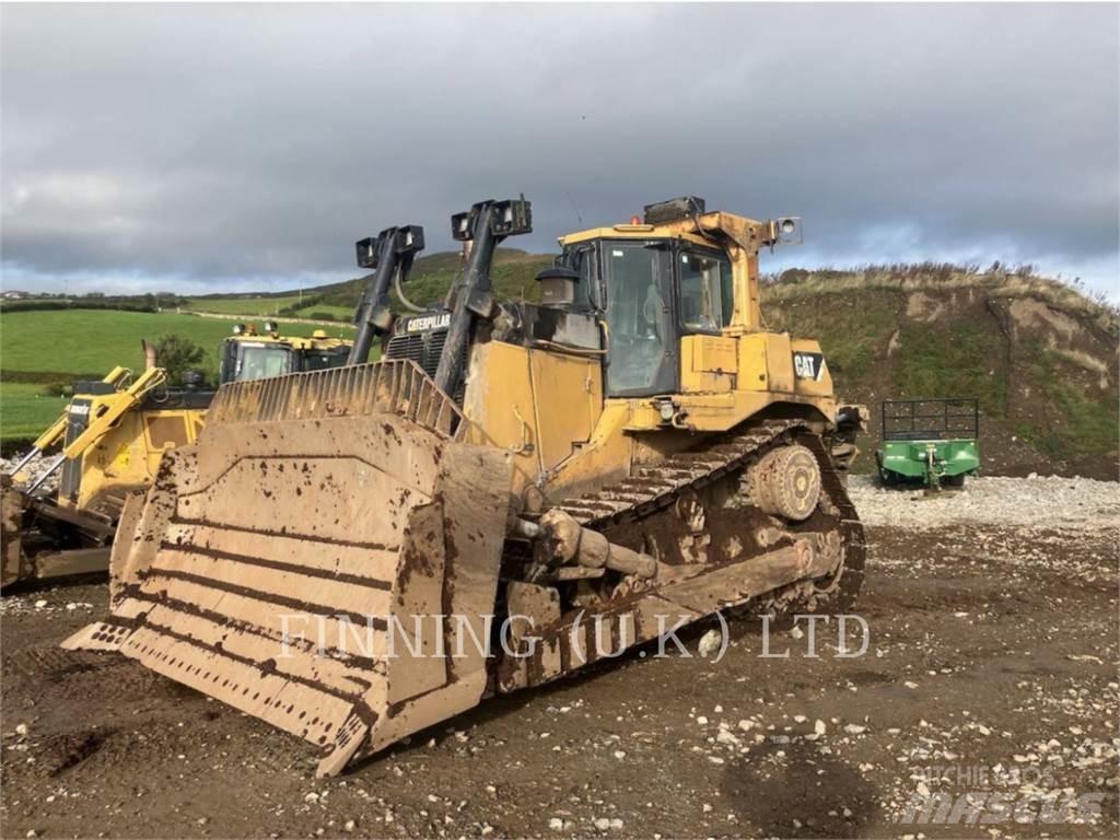 CAT D9 Dozers - Tratores rastos