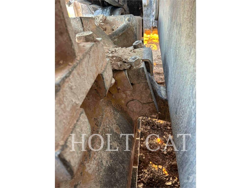 CAT D9T Dozers - Tratores rastos