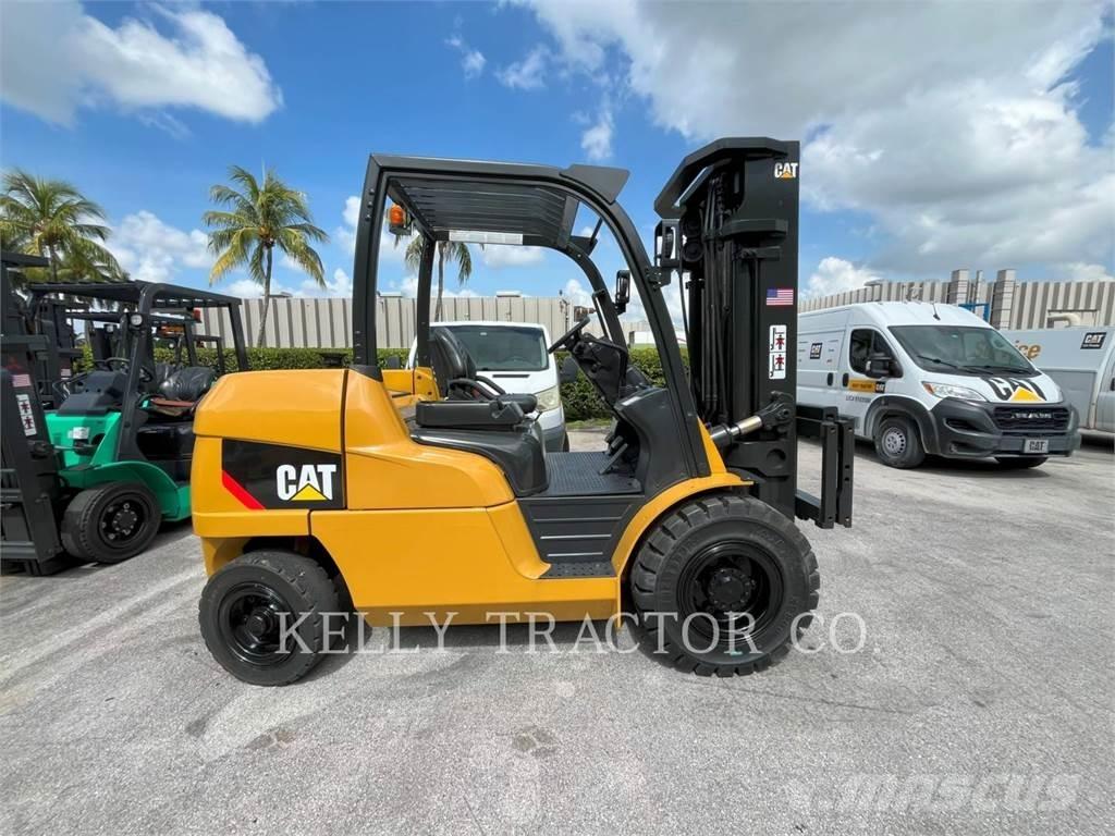 CAT DP50CN1 Empilhadores Diesel