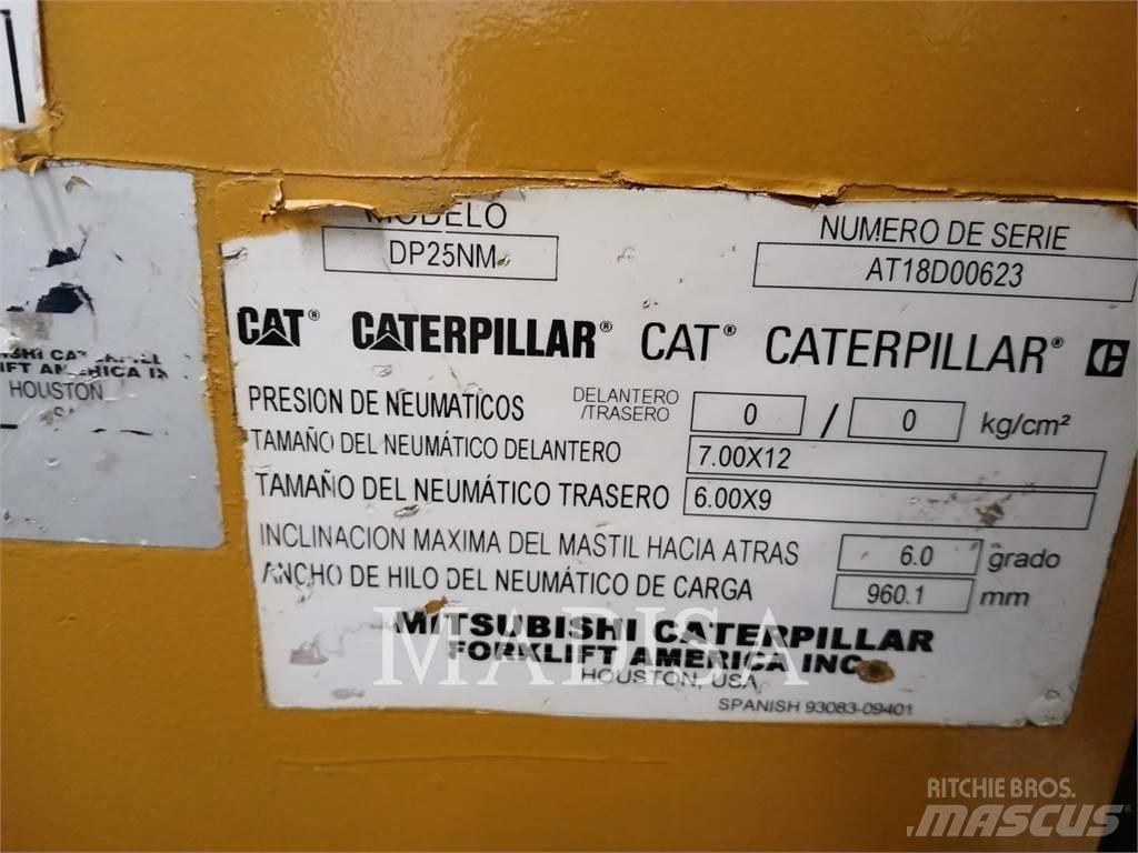 CAT LIFT TRUCKS DP25NM Empilhadores - Outros