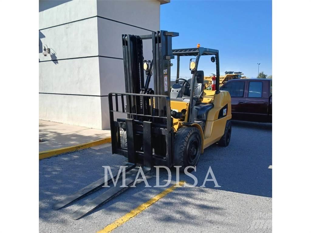 CAT LIFT TRUCKS DP50NM Empilhadores Diesel